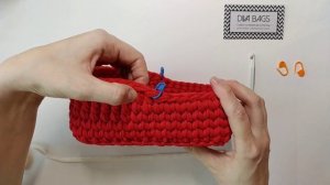 Новогодние сани Деда Мороза | Вязаная корзина из трикотажной пряжи