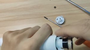 Xiaomi Mijia T500 electric toothbrush teardown and replace the battery