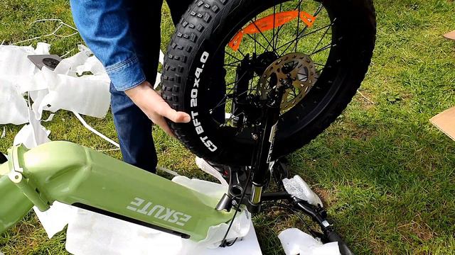 Eskute Star Ebike Pedelec Fatbike Unboxing Montage Elektro Faltrad Klapprad mit 20 Zoll Fat Reifen