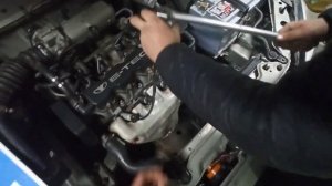 Замена прокладки ГБЦ и всего остального сразу на автомобиле Daewoo Lanos