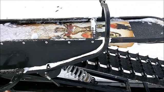 Простой вариант подвески гусеницы снегохода на склизах