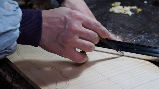 How violins are made by handwork in Korea смотреть онлайн