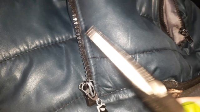 Супер легкий способ как починить застежку в молнии смотреть онлайн