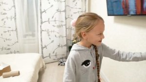 Новогодний квест по поиску подарка для детей в пределах квартиры