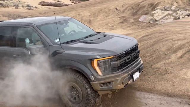 2022 Ford Raptor Off Road Beast смотреть онлайн