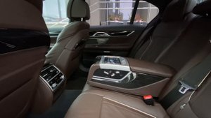 BMW 7 series G11 2016 | 4K Walkthrough. Обзор авто БМВ 750d  2016 | Детали экстерьера и интерьера