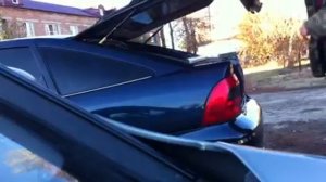 Опоры багажника Опель Вектра Б