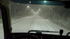 Снегопад на Байкале.Буксуем но едем.VOLVO FH 540 POV