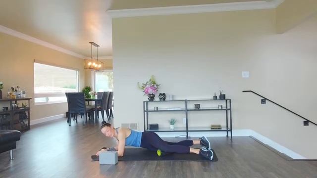 Meditation, Breath-work and Foam Rolling. Total body wellness! | Git LIIT with Amy смотреть онлайн