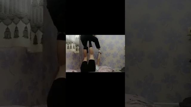 ПОЗЫ ДЛЯ ЙОГИ!!!СМЕШНЫЕ ПОЗЫ ЗНАЧИТ СМЕШНОЕ ВИДЕО!!!