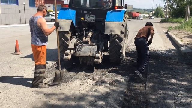 БУДНИ НАШЕГО ГОРОДА: Ямочный ремонт начался на ул. Профсоюзная смотреть онлайн