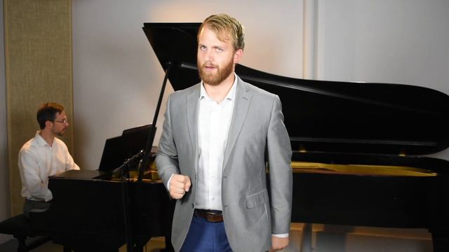 Christian J. Blackburn sings Papageno's suicide aria смотреть онлайн