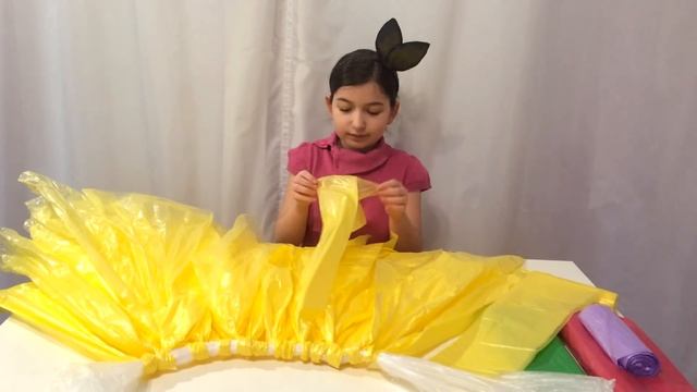 Как сделать платье ТУТУ из пакетов. Из подручных материалов.(Эмилия) Юбка ТУТУ из мешков для мусора смотреть онлайн