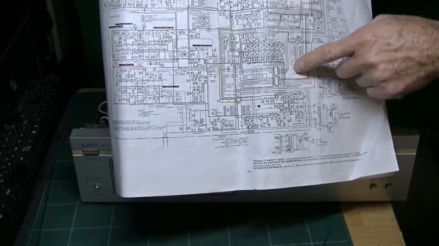 ジャンク品のAM-FMシンセサイザーチューナーを修理してみた。 смотреть онлайн