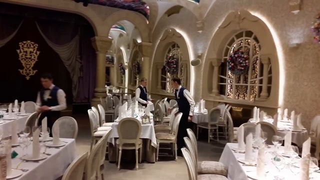 Банкет в ресторане "Тройка" смотреть онлайн