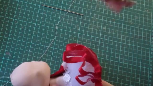 Делаем глазки,носик и ротик куколке смотреть онлайн