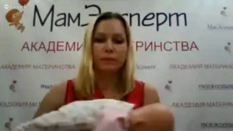 Колики у малышей: почему возникают, как справиться