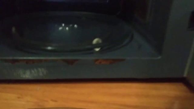 REDMOND RM-2002D Ржавая микроволновка !!! смотреть онлайн