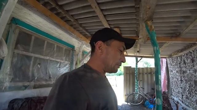 КУПИЛ ЦЕМЕНТ,ГРУНТОВКУ,РАЗОБРАЛ СТАРЫЕ ПОСТРОЙКИ смотреть онлайн