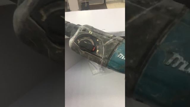 Перфоратор makita HR2470