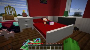 How Mikey and JJ ESCAPE From Creepy WORMS Mikey and JJ ? Underground Kingdom ! - in Minecraft Maize