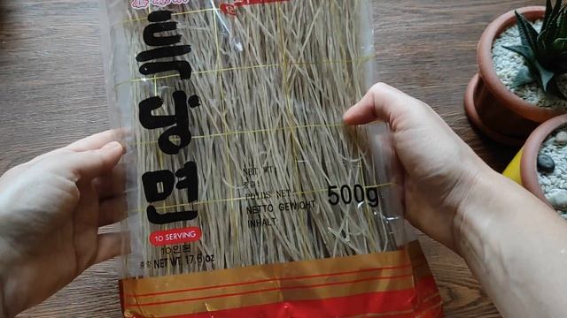 K-FOOD готовим Чапчхэ. Лапша, как в дораме "Run on" смотреть онлайн