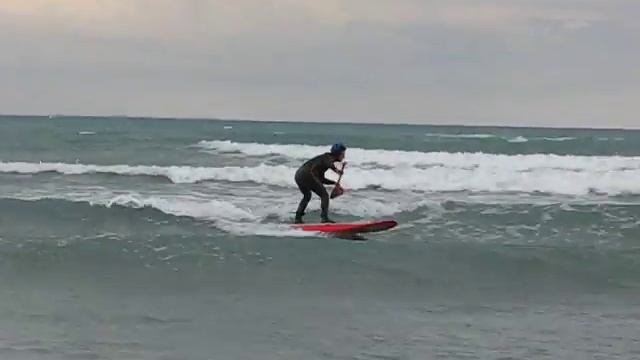 Первая волна на SUP смотреть онлайн