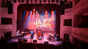 Стивен Митчел / Jazz