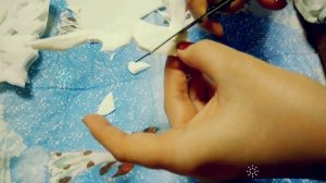 DIY Как на скорую руку сделать снежинки из салфетки!? Снежинки разной формы и с узорами!