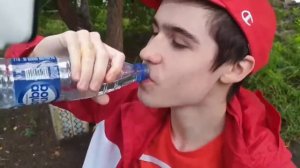 Залпом Бутылку Газированной Воды