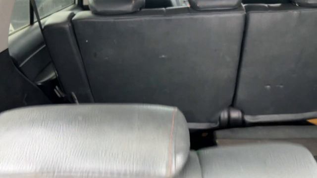 Suv đẹp giá rẻ, hợp lý với tầm 200tr. Kia Carens bản đủ sx2011, Zin từ ốc mặt máy