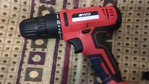 Аккумуляторная дрель-шуруповерт HIPER HCD18B. Обзор.