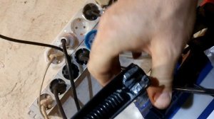 Фиат Albea. Исправляем плохой прижим щётки е к лобовому стеклу