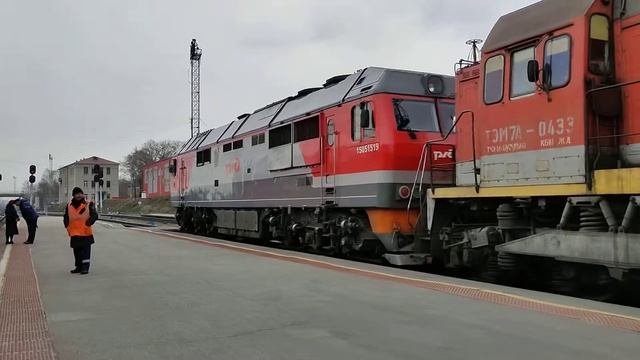 Сплотка 2ТЭ10М-2691, ТЭМ7А-0433, ТЭП70БС-191 на станции Ульяновск-Центральный