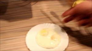 ШОУ ОПЫТ 1: КАК ПРИГОТОВИТЬ ЯИЧНИЦУ БЕЗ СКОВОРОДКИ И БЕЗ МАСЛА ЗА ПОЛТОРЫ МИНУТЫ