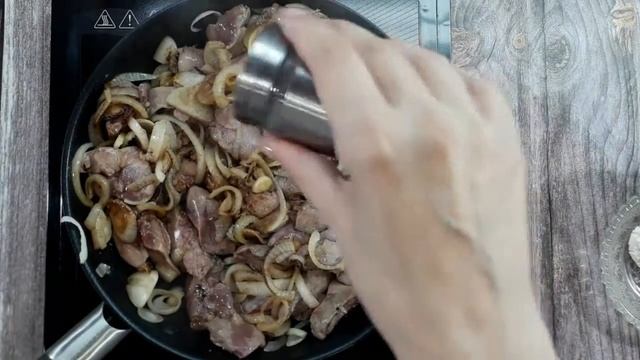 Куриная Печень в Сметане Жареная с Луком. Один Из Самых Любимых Рецептов.