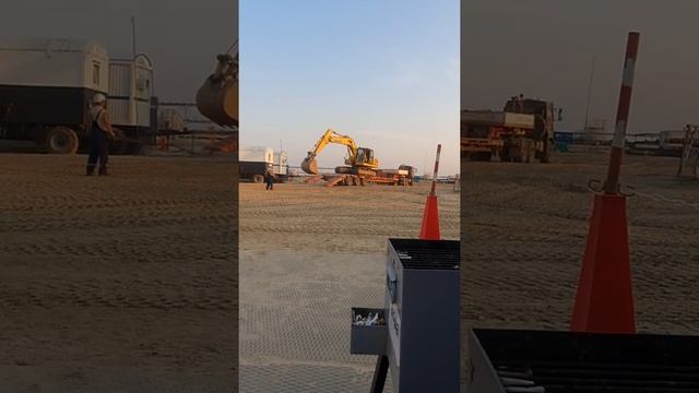 экскаватор съезжать с трала смотреть онлайн