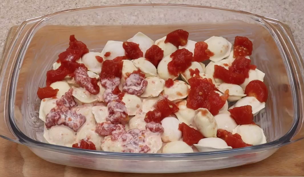 Пельмени с Помидорами! Как Быстро и Вкусно Накормить Мужчину! смотреть онлайн