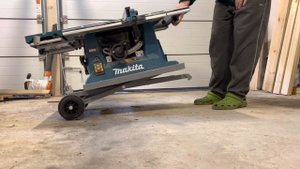 Мобильный стол для циркулярной пилы Makita MLT 100 своими руками