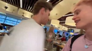 Даня Милохин встретил а4