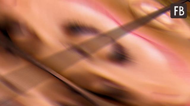 Девочка стеснялась делать прически из-за шрама на шее: папа придумал, что делать смотреть онлайн