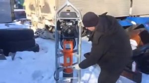 Установка для забивания труб.