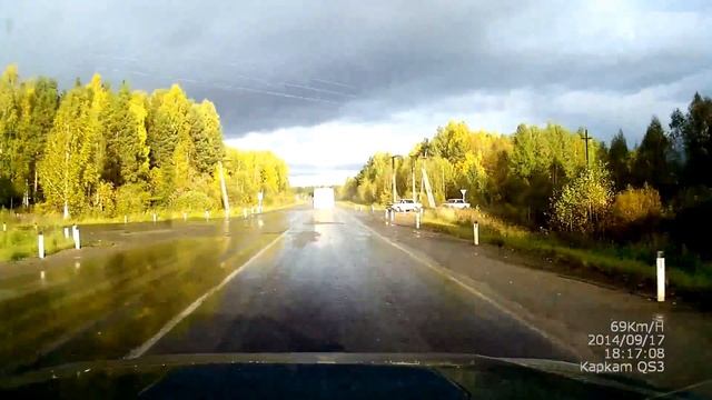 Екатеринбург-Реж. Автобус ПАЗ вылетел с дороги. смотреть онлайн