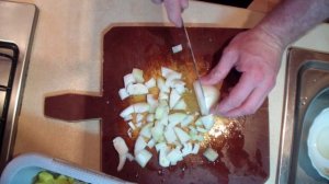 Готовим овощи с куриным филе в мультиварке.