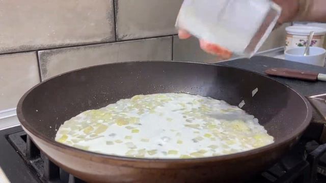 Рецепт сливочного соуса из шпината. Соус к рыбе, к мясу.