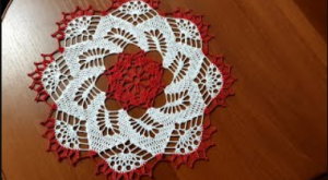 Салфетка ,, ЗВЕЗДА,, крючком.  Салфетка для начинающих. (720p)