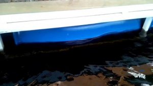 Понтон из бочек для плавсредства.