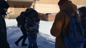 Замотанные скотчем