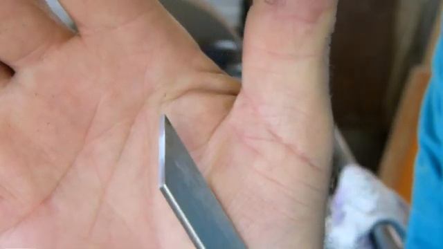Как затачивать отрезные резцы? Покажу два варианта заточки!!