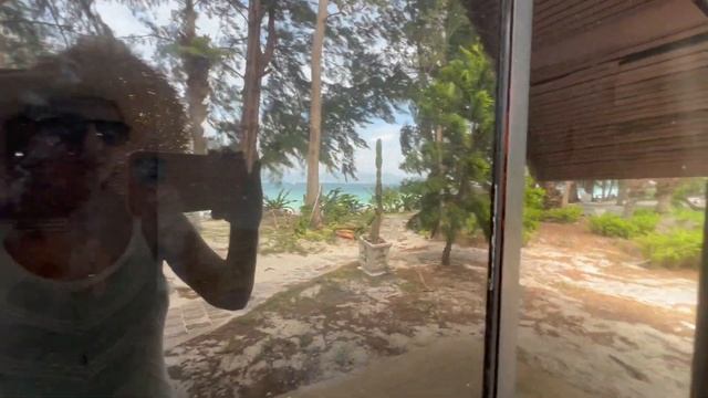 РАЙСКИЙ ОСТРОВ ВСЕГО В 15 МИНУТАХ ОТ ПХУКЕТА! МЫ В ВОСТОРГЕ!!! ОСТРОВ КОРАЛ, ПХУКЕТ СЕЙЧАС. смотреть онлайн